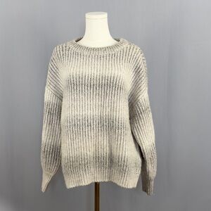 Universal Thread Cream Women's Sweater